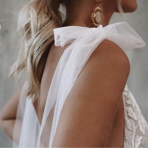 NWT Elsie Detachable Tulle Bows